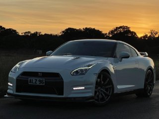 /photos/11835/3122a5f2-ee31-4cc8-9865-94d6d3578217_i320x240.jpg