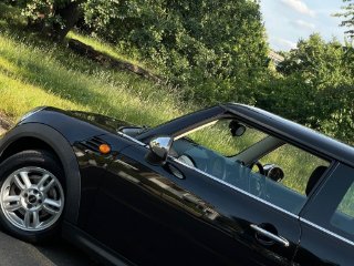 /photos/11835/330d71bc-ed61-493c-a4ca-fa5c5e2c3bec_i320x240.jpg