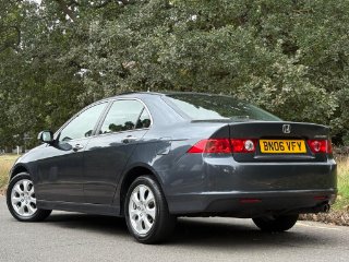 /photos/11835/85e0a4ab-93ef-4daa-a05b-6619daf01ca0_i320x240.jpg